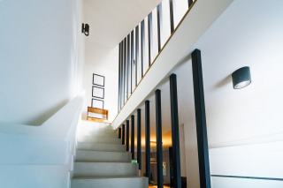 Prix escalier : fourchettes par forme, matériau et pose